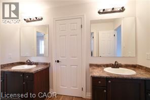 Photo 18 of 341 Zeller Drive, Kitchener ON