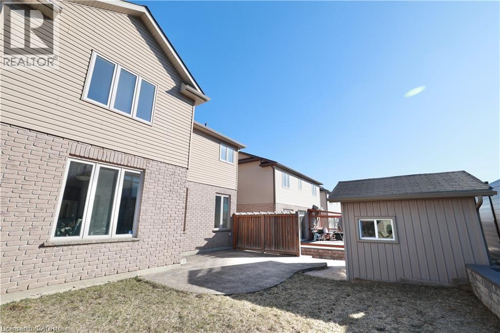 Photo 15 of 341 Zeller Drive, Kitchener ON