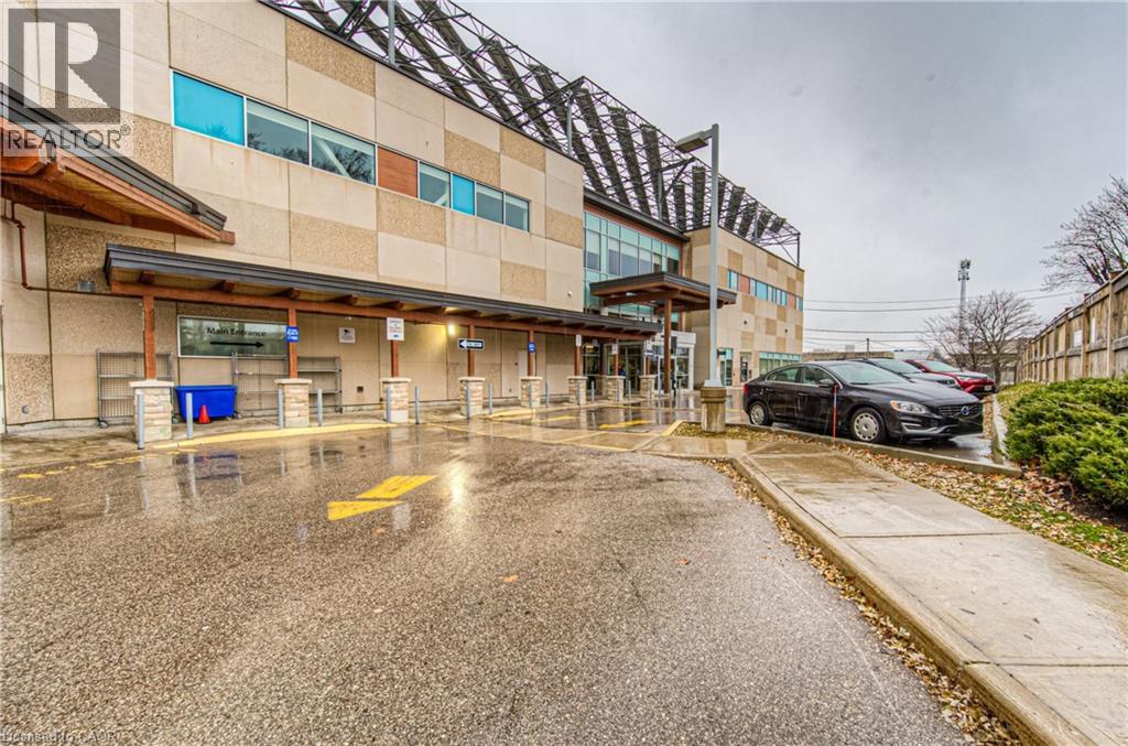 Photo 16 of 50 Kent Avenue, Kitchener ON