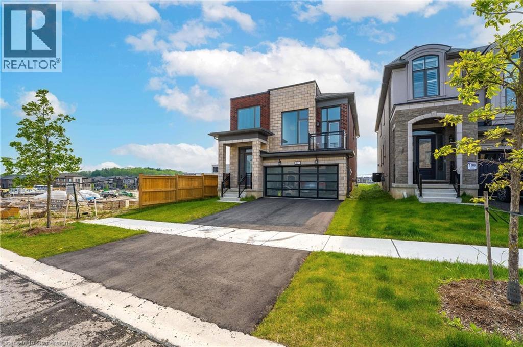 Photo 2 of 815 Sobeski Avenue, Woodstock ON