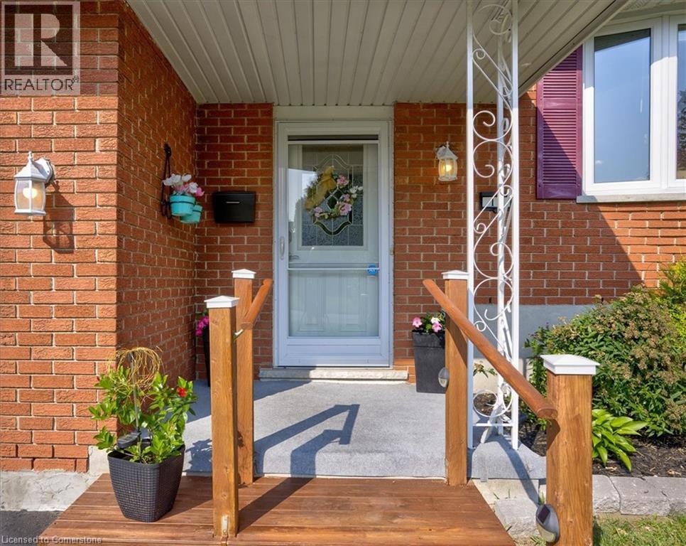 Photo 18 of 12 Miller Crescent, Simcoe ON