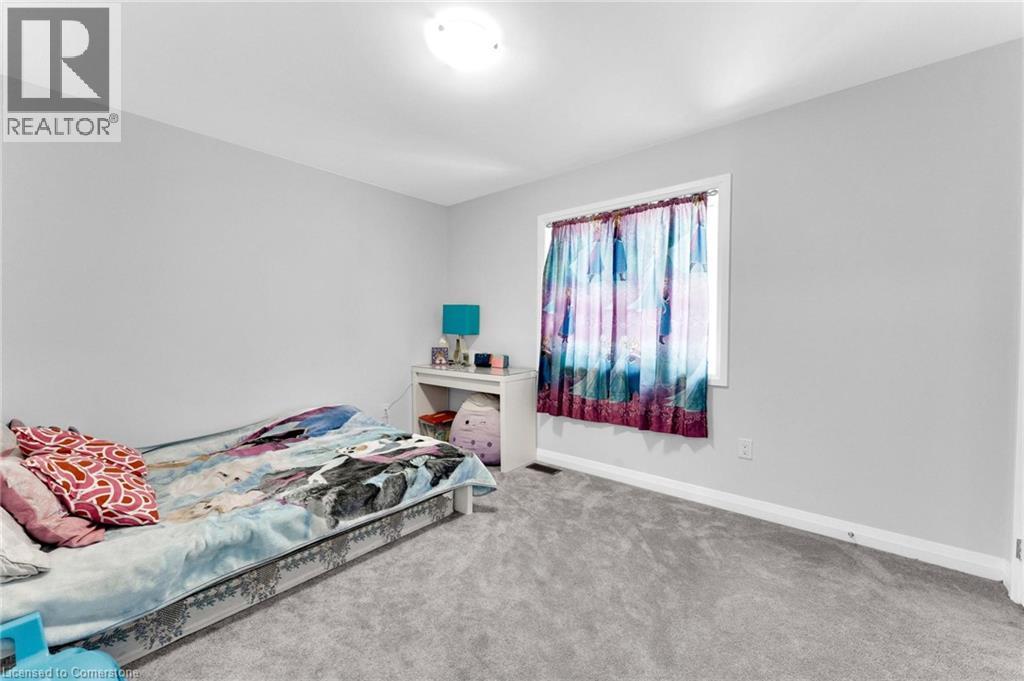 Photo 26 of 815 Sobeski Avenue, Woodstock ON