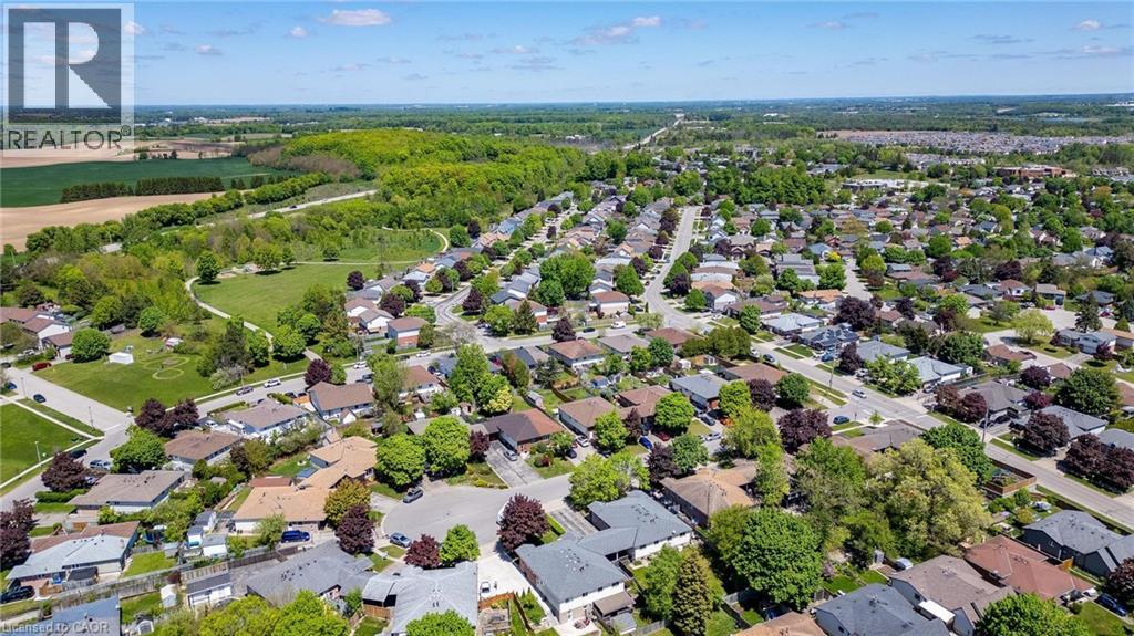 Photo 49 of 119 Nickolas Crescent, Cambridge ON