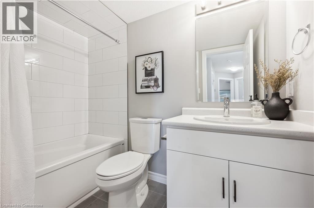 Photo 13 of 120 Lomond Lane, Kitchener ON