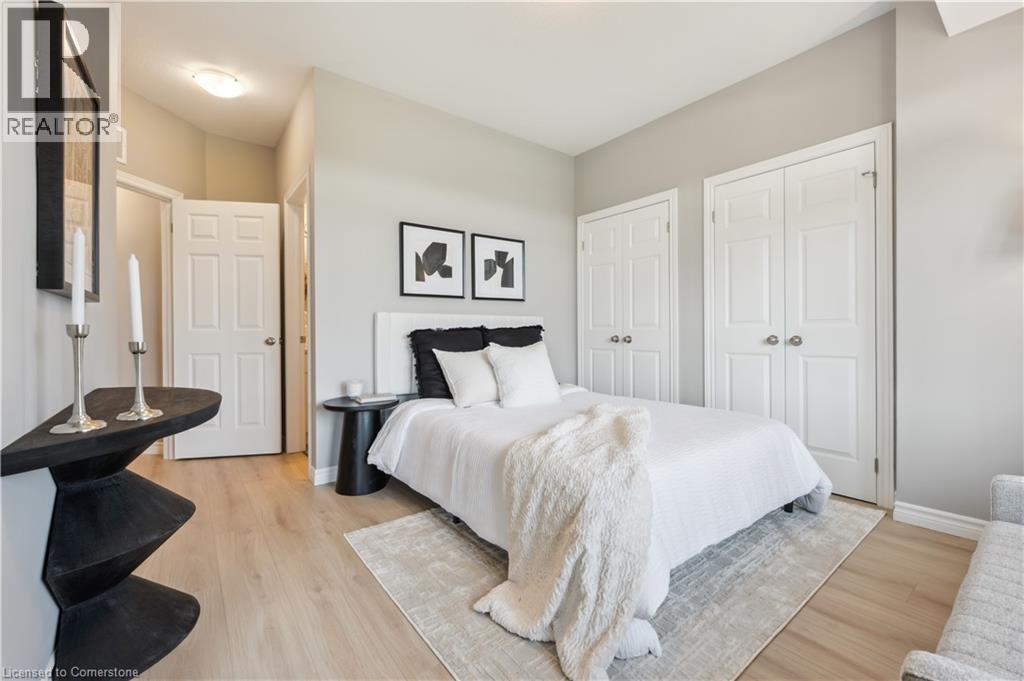 Photo 8 of 120 Lomond Lane, Kitchener ON