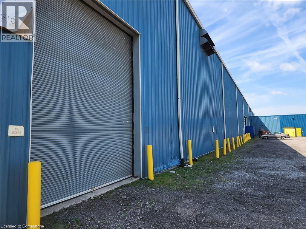 Photo 2 of 101 Wayne Gretzky Parkway, Brantford ON