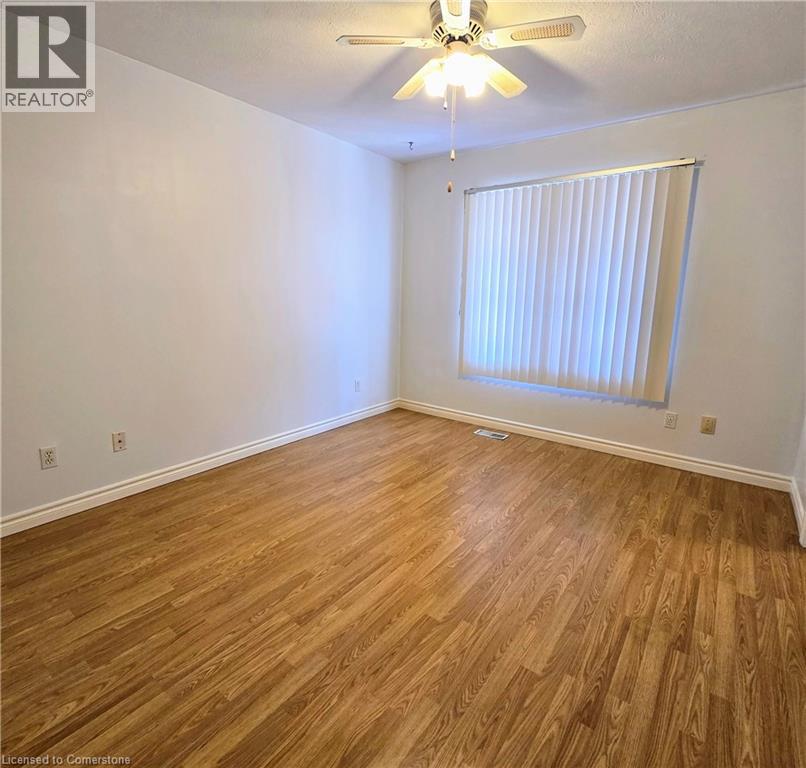 Photo 40 of 10 Isherwood Avenue Unit 5, Cambridge ON