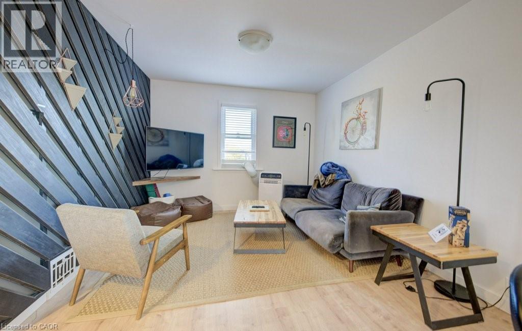 Photo 27 of 46 Cherry Street, Kitchener ON