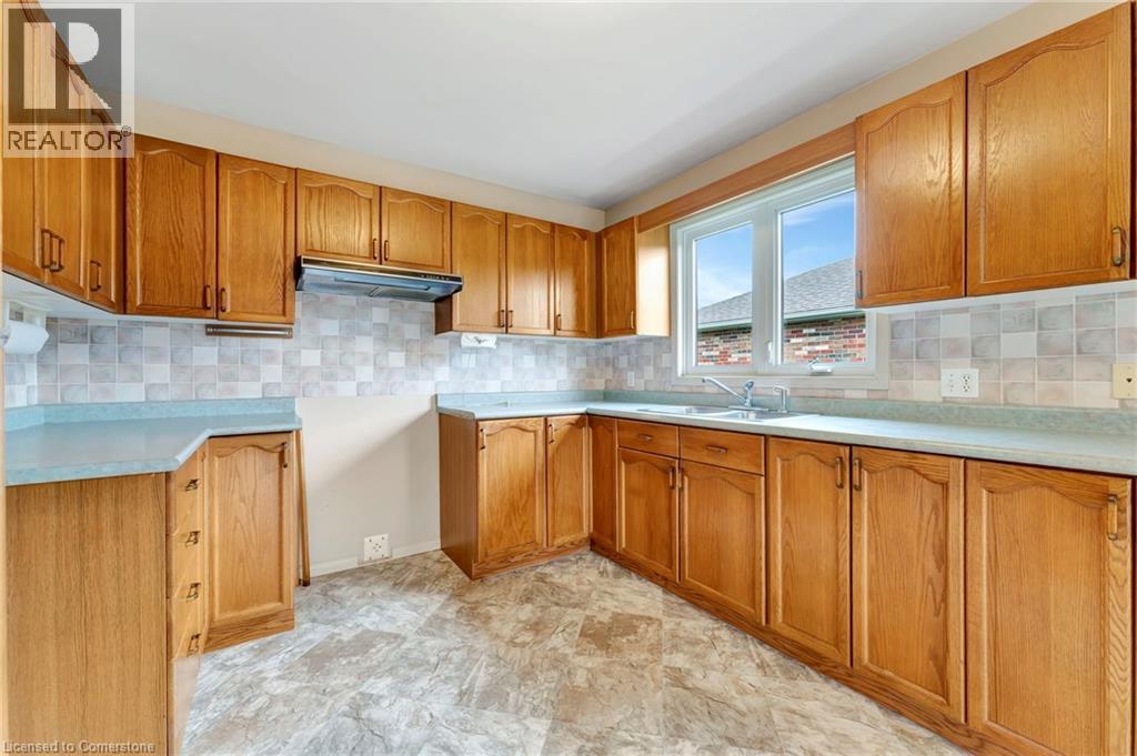 Photo 15 of 480 Havelock Avenue S, Listowel ON