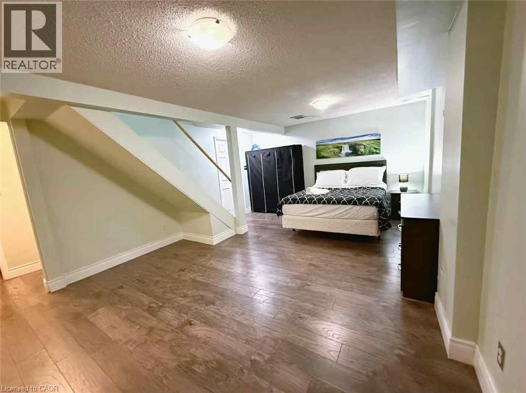 Photo 15 of 445 Pioneer Drive Unit 4, Kitchener ON