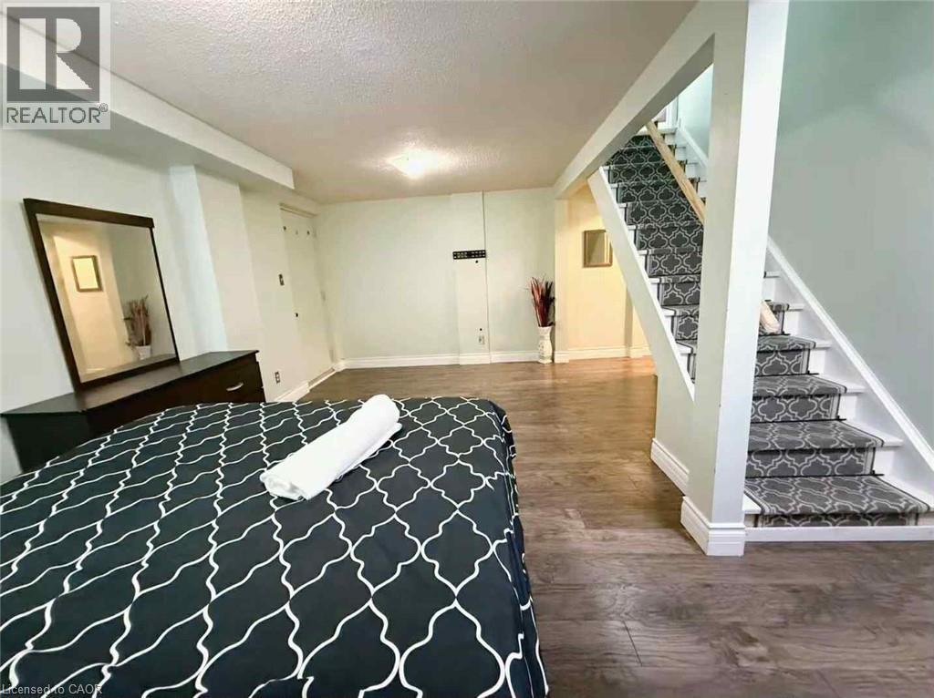 Photo 6 of 445 Pioneer Drive Unit 4, Kitchener ON
