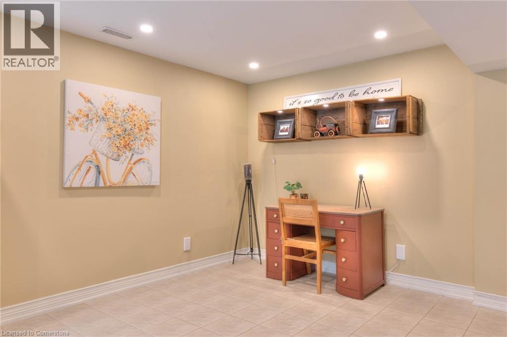 Photo 31 of 20 Hawk Street, St George ON