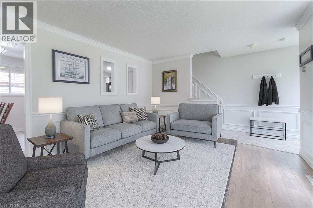 Photo 7 of 217 Southwood Drive, Cambridge ON