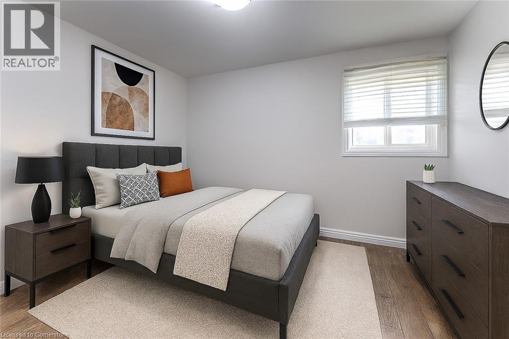 Photo 13 of 217 Southwood Drive, Cambridge ON