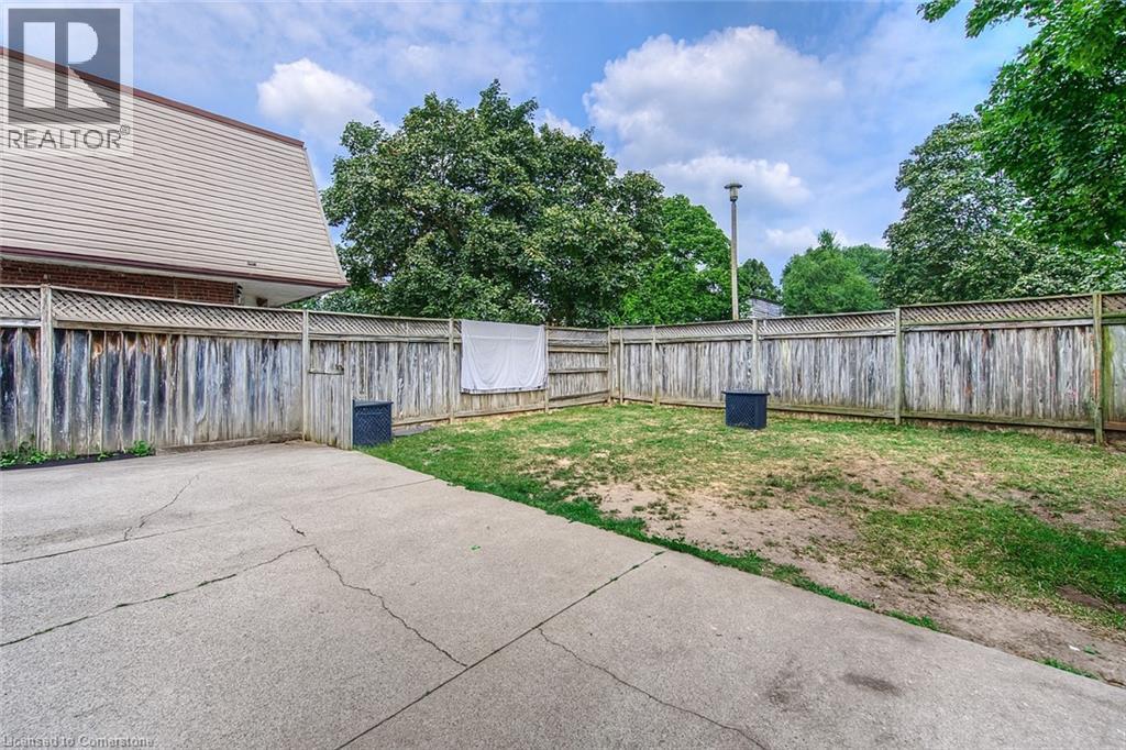 Photo 22 of 217 Southwood Drive, Cambridge ON