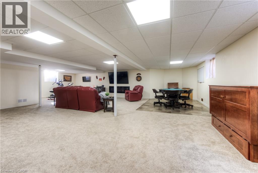 Photo 28 of 28 Amberdale Way, New Hamburg ON