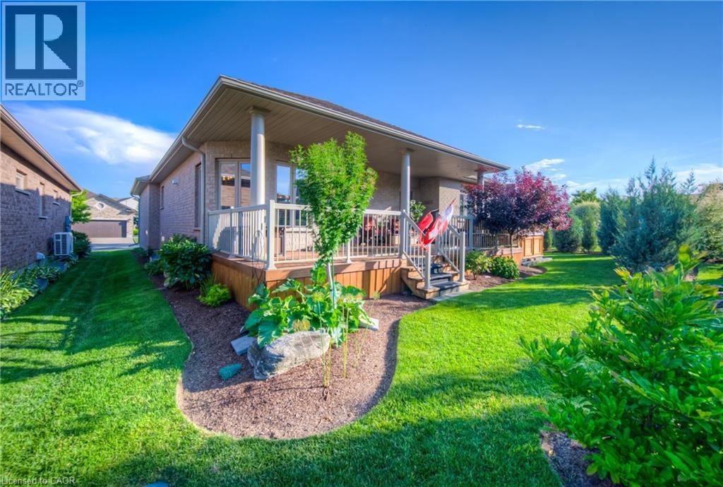 Photo 47 of 28 Amberdale Way, New Hamburg ON