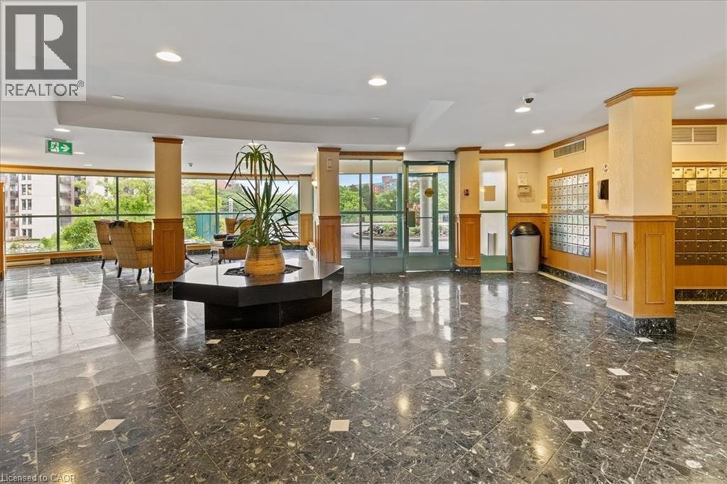 Photo 11 of 30 Blue Springs Drive Unit 201, Waterloo ON