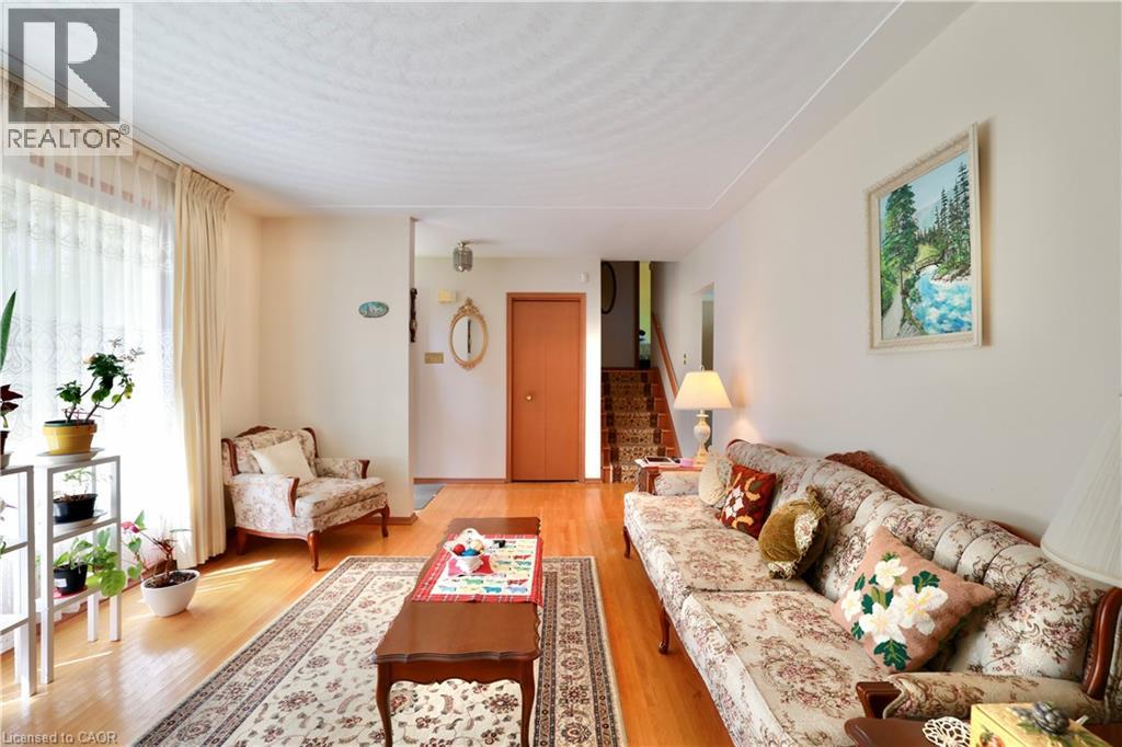 Photo 19 of 104 Milford Avenue, Waterloo ON