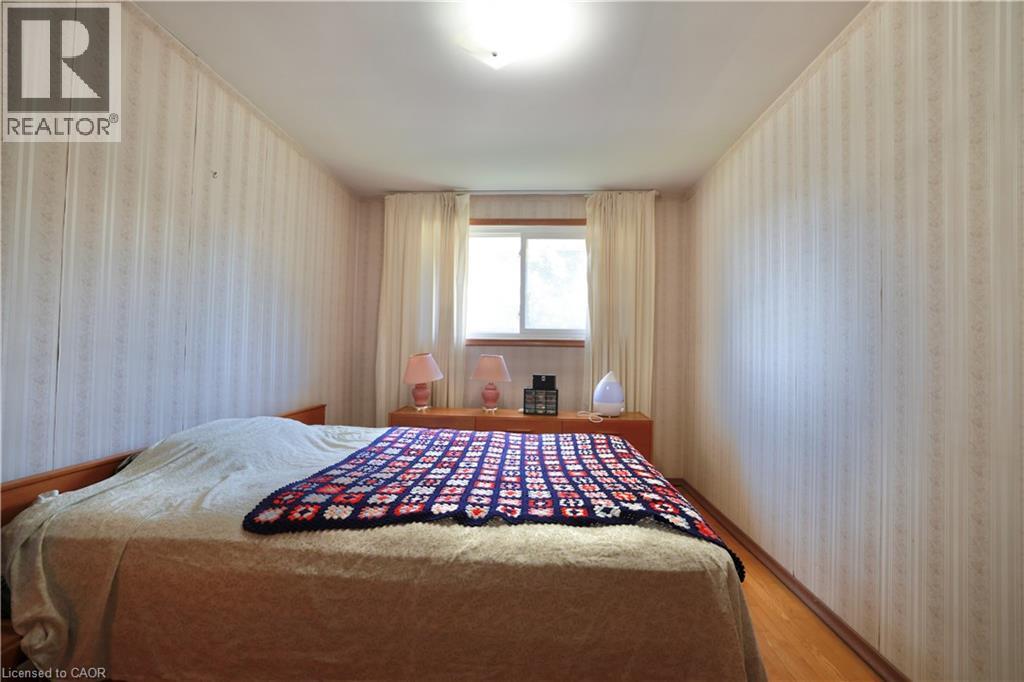 Photo 2 of 104 Milford Avenue, Waterloo ON