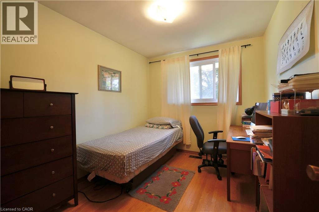 Photo 18 of 104 Milford Avenue, Waterloo ON