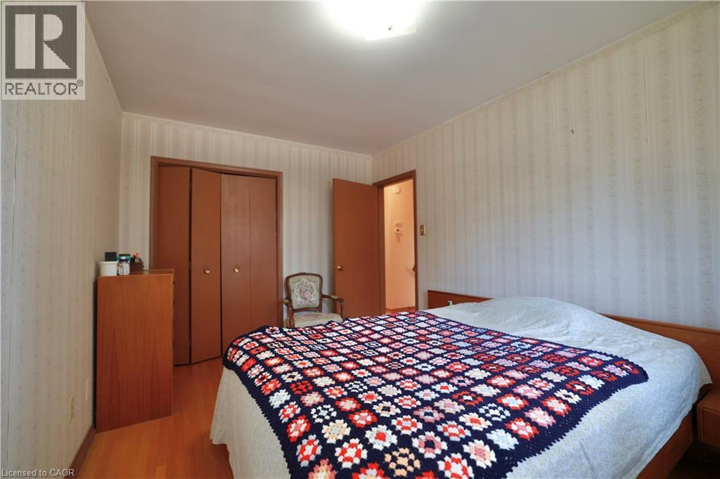 Photo 12 of 104 Milford Avenue, Waterloo ON