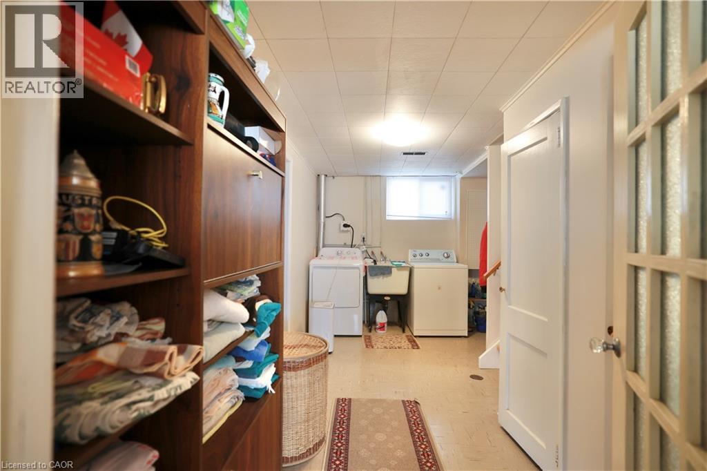 Photo 41 of 104 Milford Avenue, Waterloo ON
