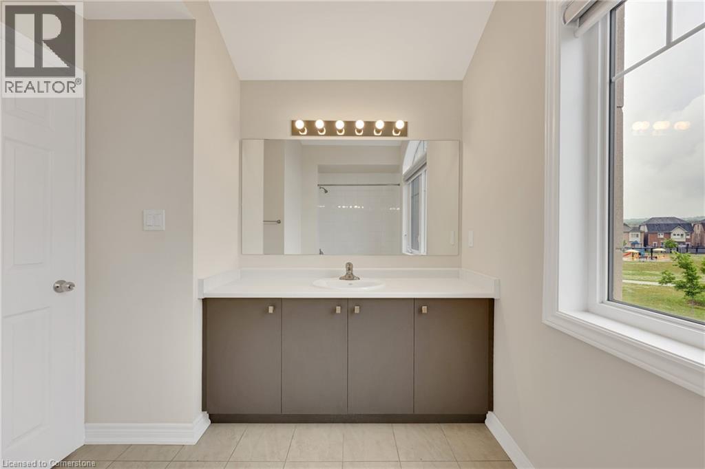 Photo 30 of 3936 Leonardo Street, Burlington ON