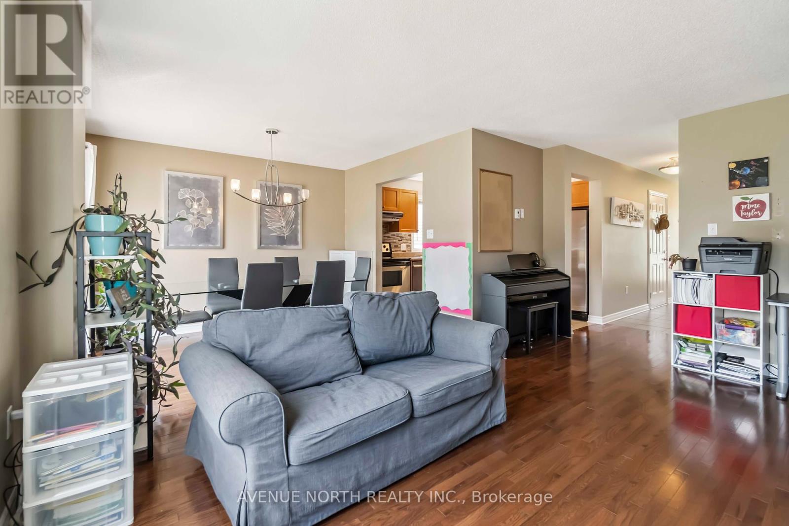 Photo 10 of 309 Mercury Street, Clarencerockland ON