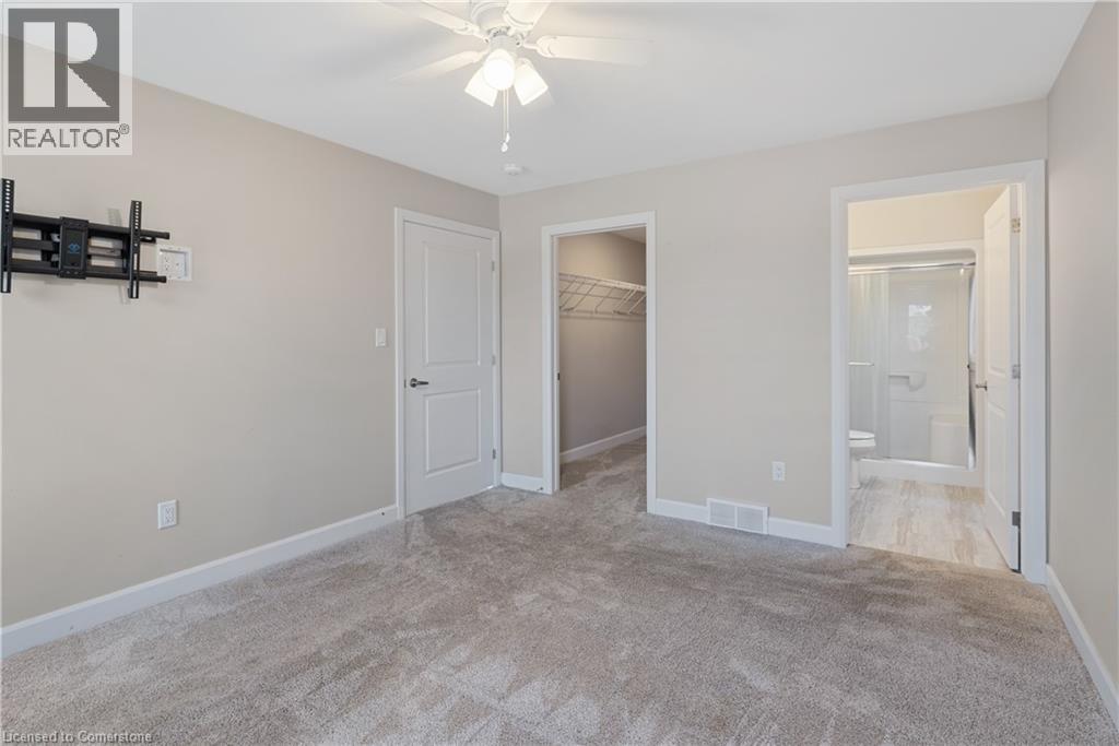 Photo 3 of 98 Moonstone Crescent, Chatham ON