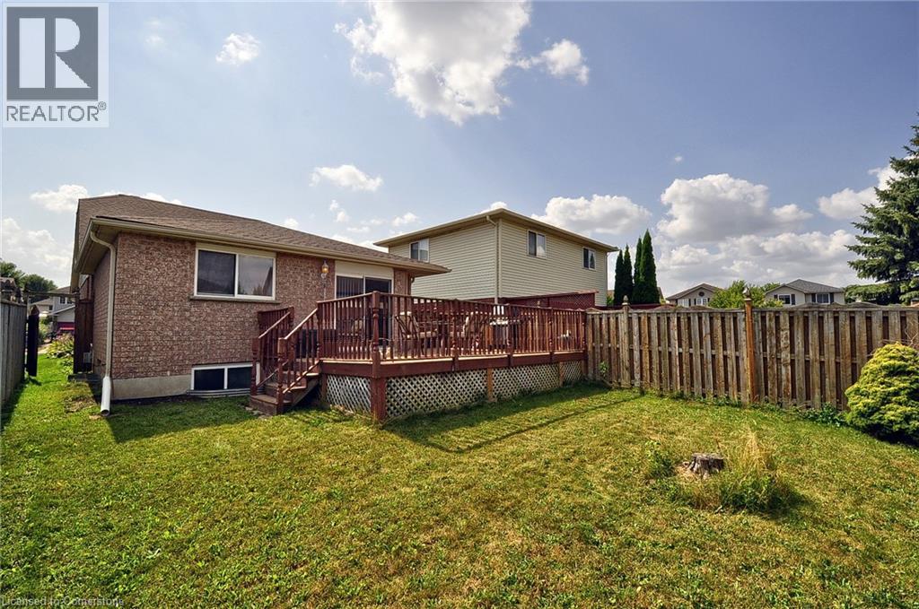 Photo 36 of 80 Hawkins Drive, Cambridge ON