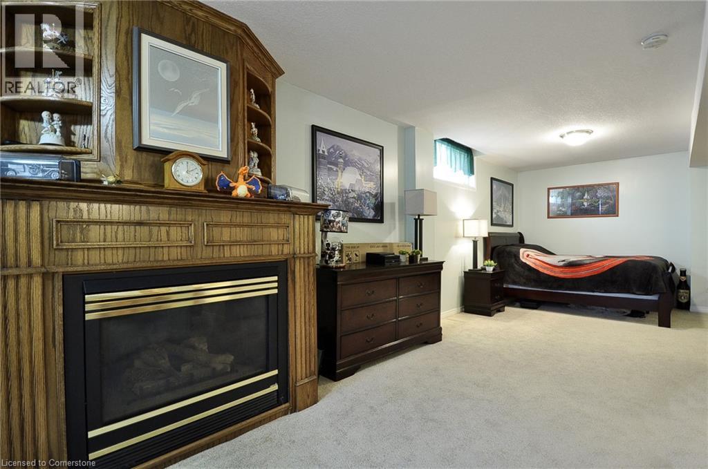 Photo 9 of 80 Hawkins Drive, Cambridge ON