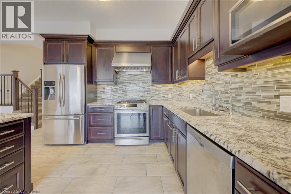 Photo 6 of 618 Montpellier Drive Unit A, Waterloo ON