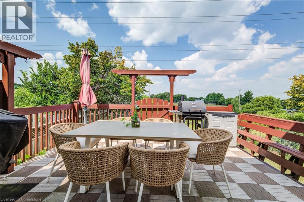 Photo 33 of 160 Hidden Creek Drive, Kitchener ON