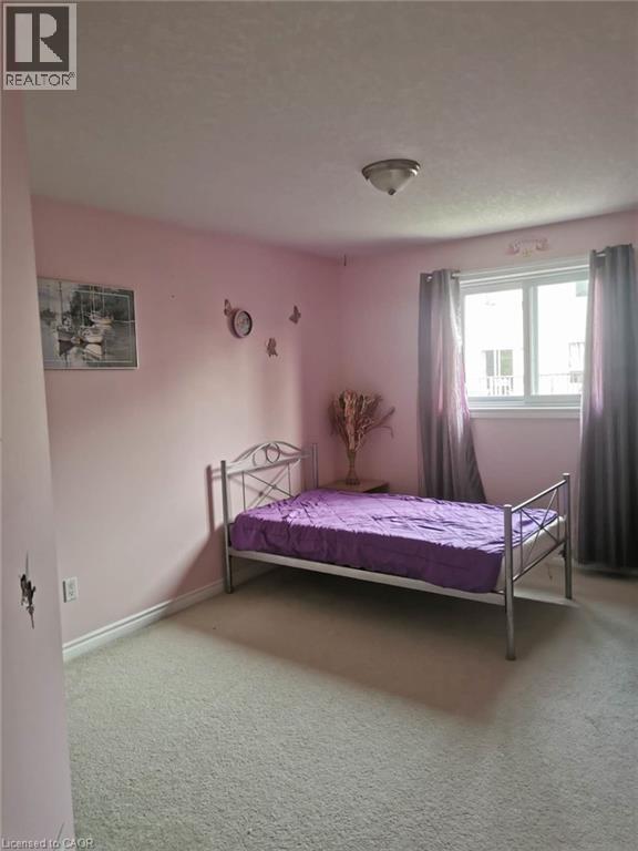 Photo 2 of 596 Violet Street, Waterloo ON