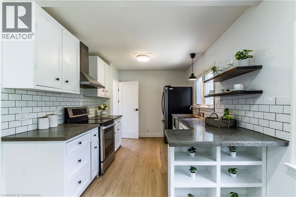 Photo 1 of 250 Cardigan Street, Woodstock ON