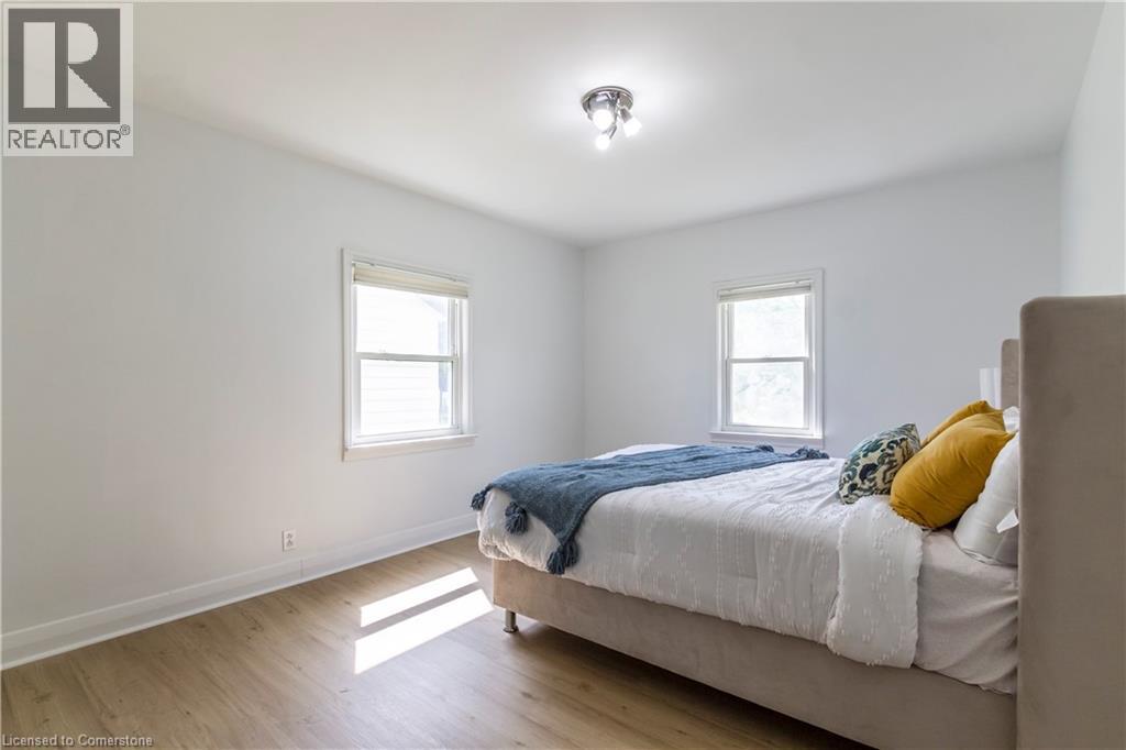 Photo 15 of 250 Cardigan Street, Woodstock ON