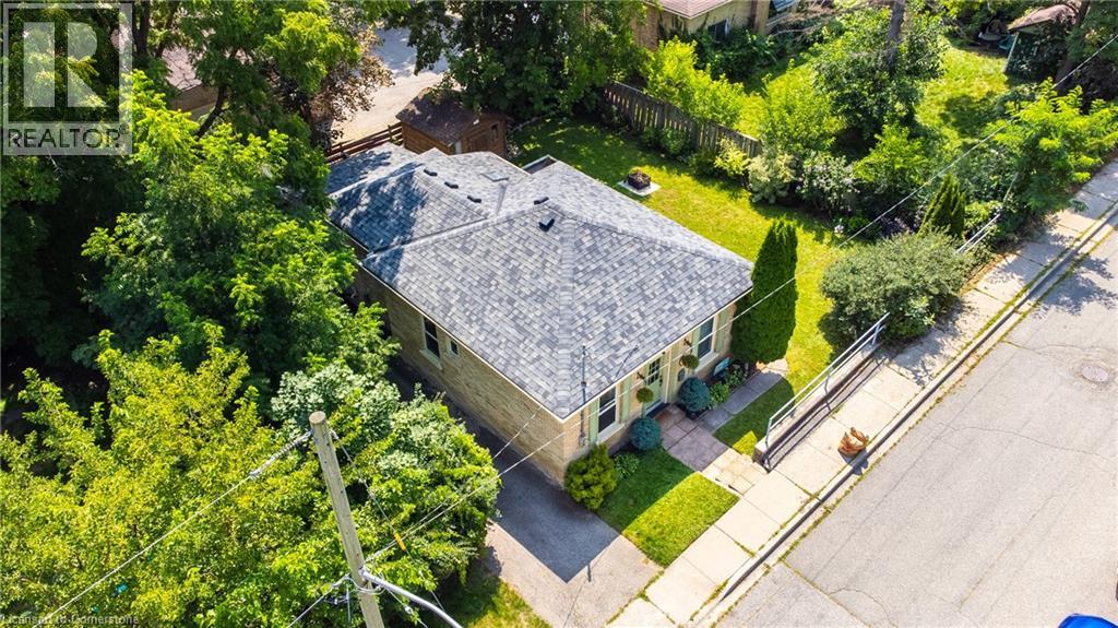 Photo 32 of 5 Metcalfe Street, Cambridge ON