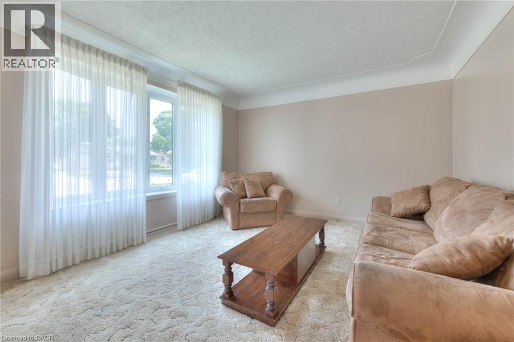 Photo 12 of 147 Clark Avenue, Kitchener ON