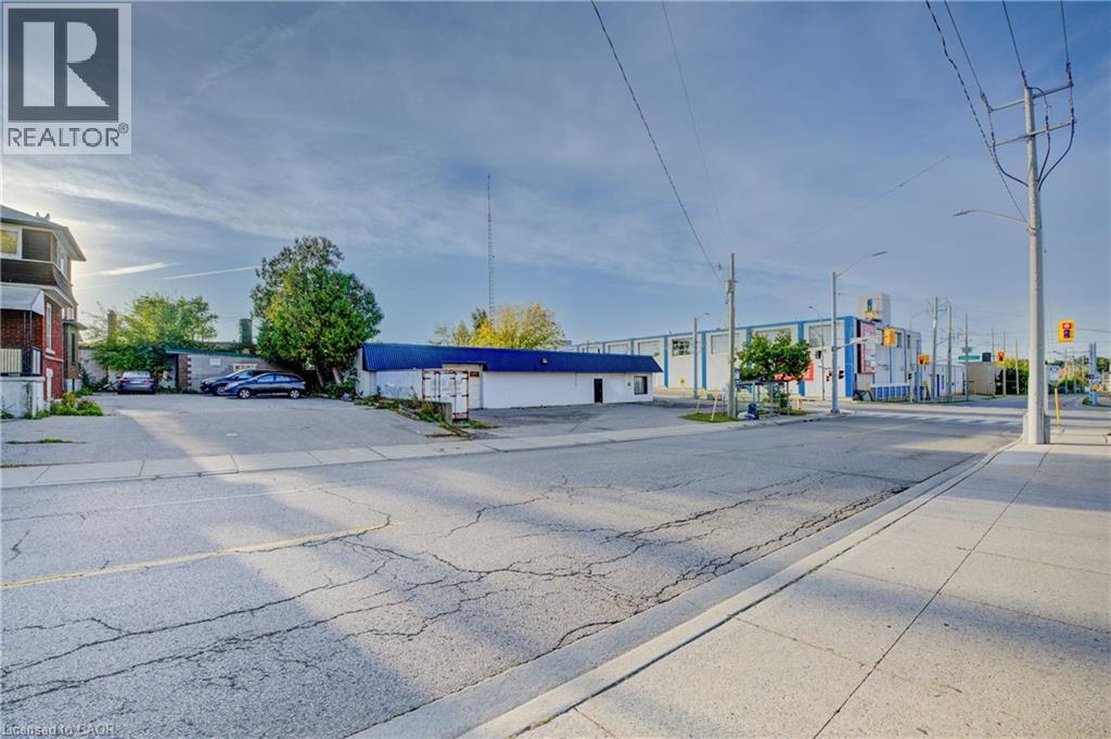 Photo 9 of 983 991 995 King St E 512 516 520 Charles St E Street, Kitchener ON