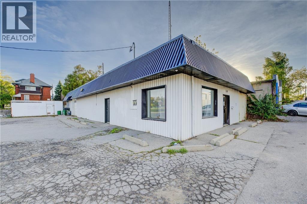 Photo 2 of 983 991 995 King St E 512 516 520 Charles St E Street, Kitchener ON