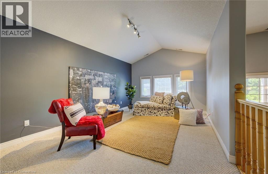Photo 38 of 2 Smetana Drive, Kitchener ON