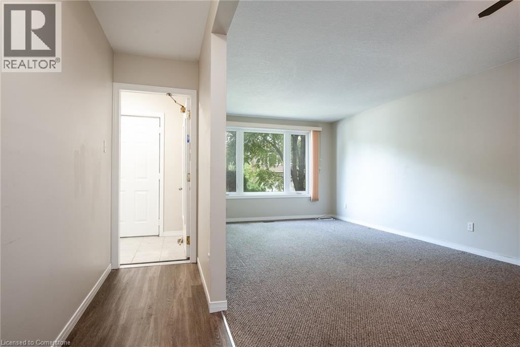 Photo 32 of 9 Macville Avenue, Kitchener ON