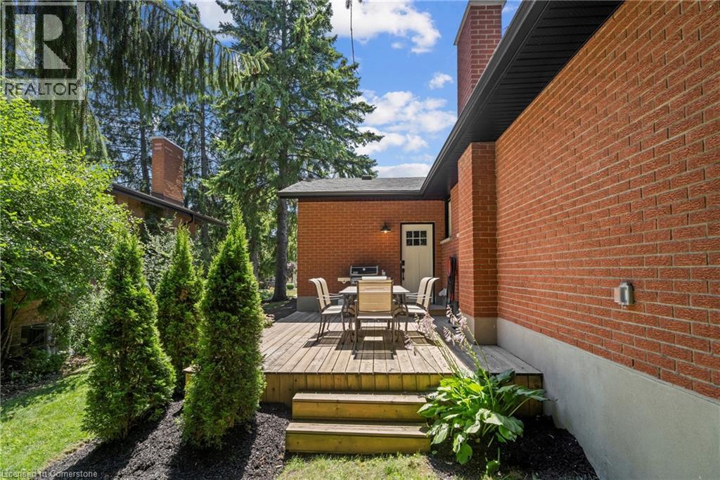 Photo 21 of 79 Inwood Crescent, Kitchener ON