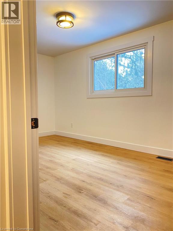 Photo 27 of 79 Inwood Crescent, Kitchener ON