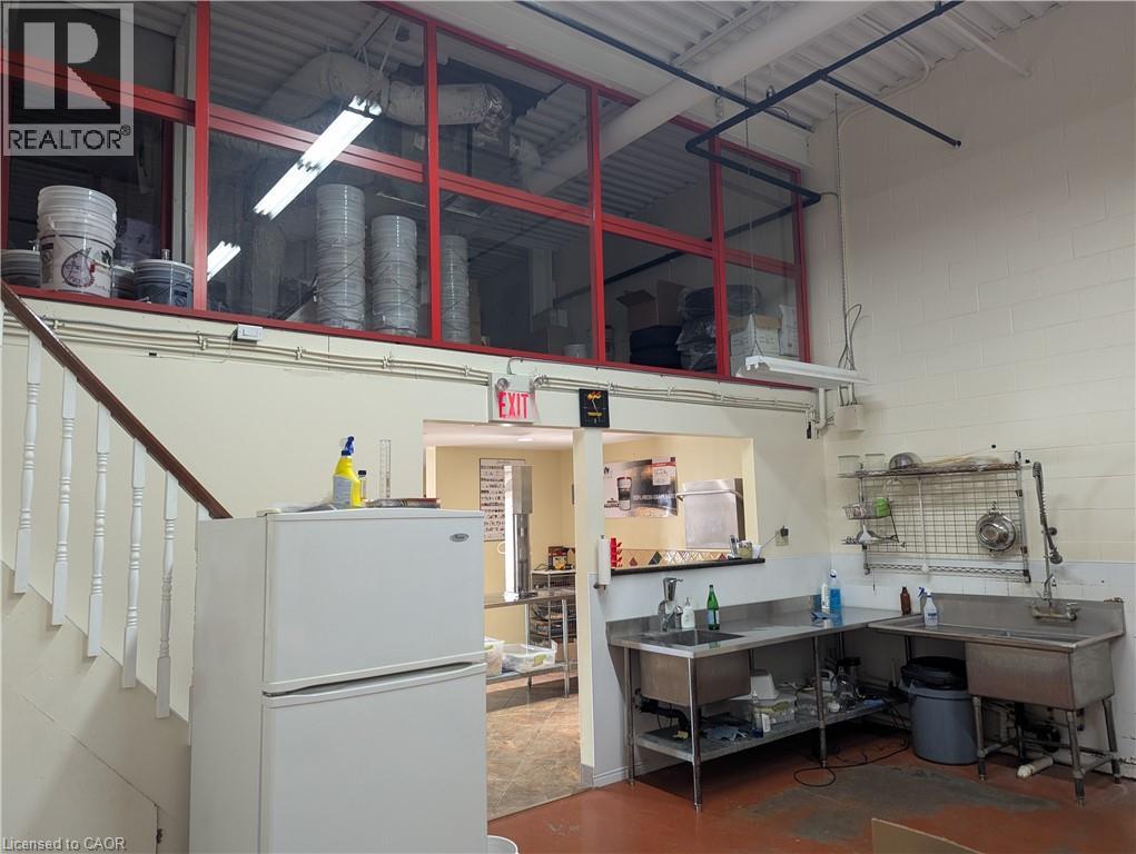 Photo 6 of 407 Gage Avenue Unit 5, Kitchener ON