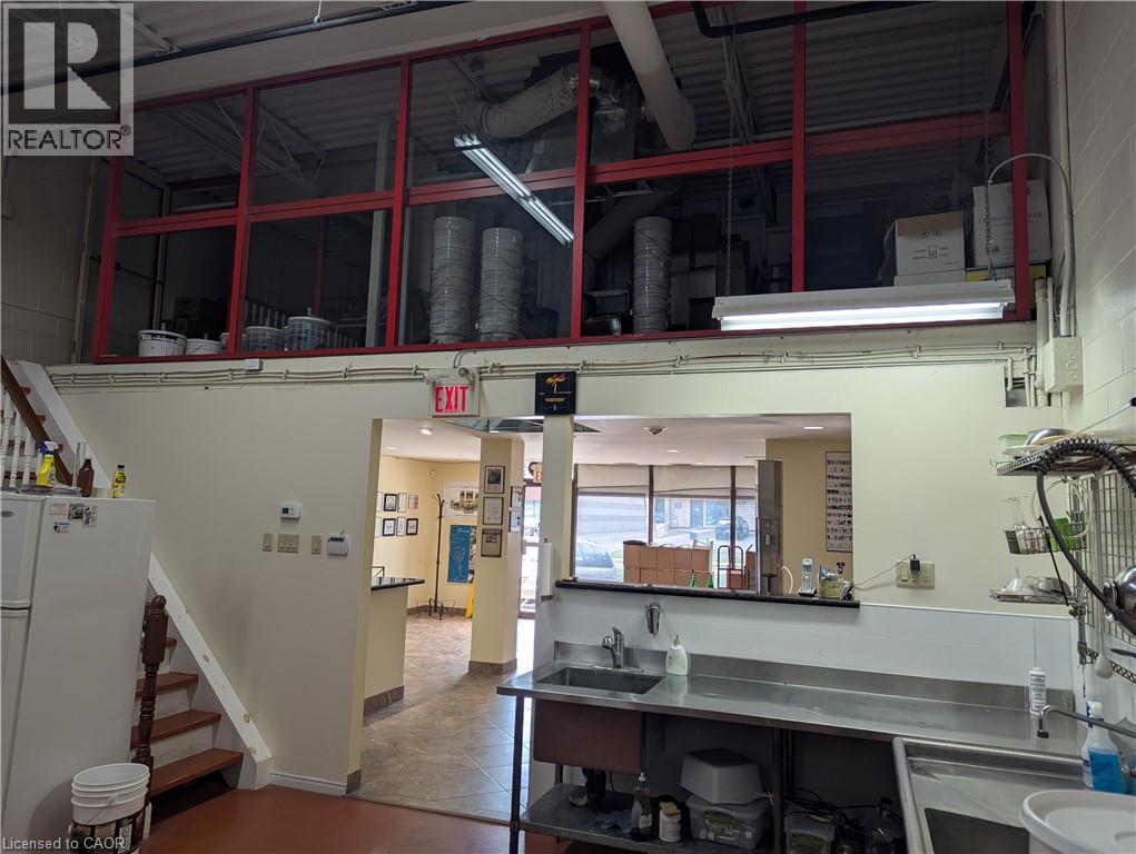 Photo 10 of 407 Gage Avenue Unit 5, Kitchener ON