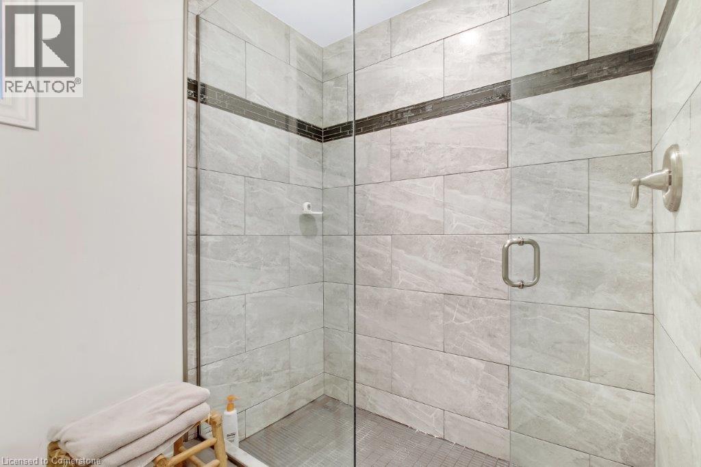 Photo 29 of 95 Bluegrass Boulevard, Delhi ON
