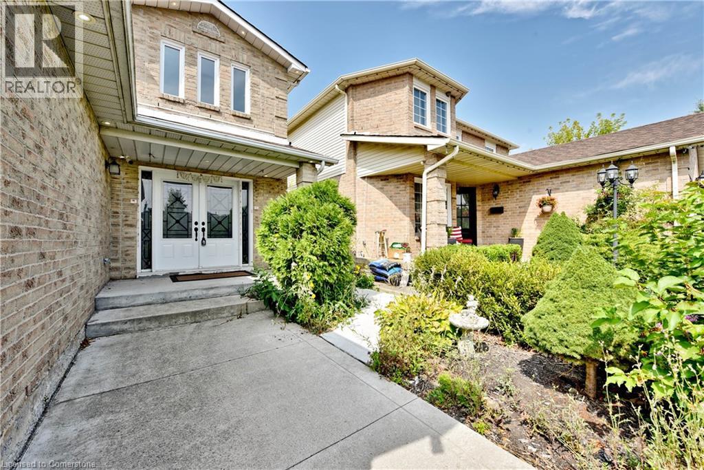 Photo 35 of 5570 Shorecrest Crescent, Mississauga ON