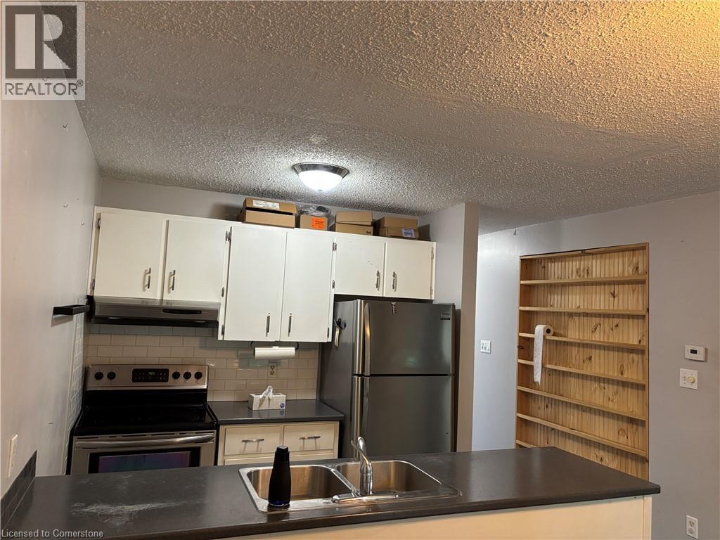 Photo 27 of 322 Scottsdale Dr, Guelph ON